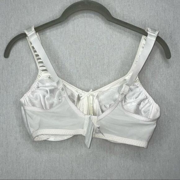 Bali Minimizer Satin Tracings Comfort Strap bra - Picture 11 of 12